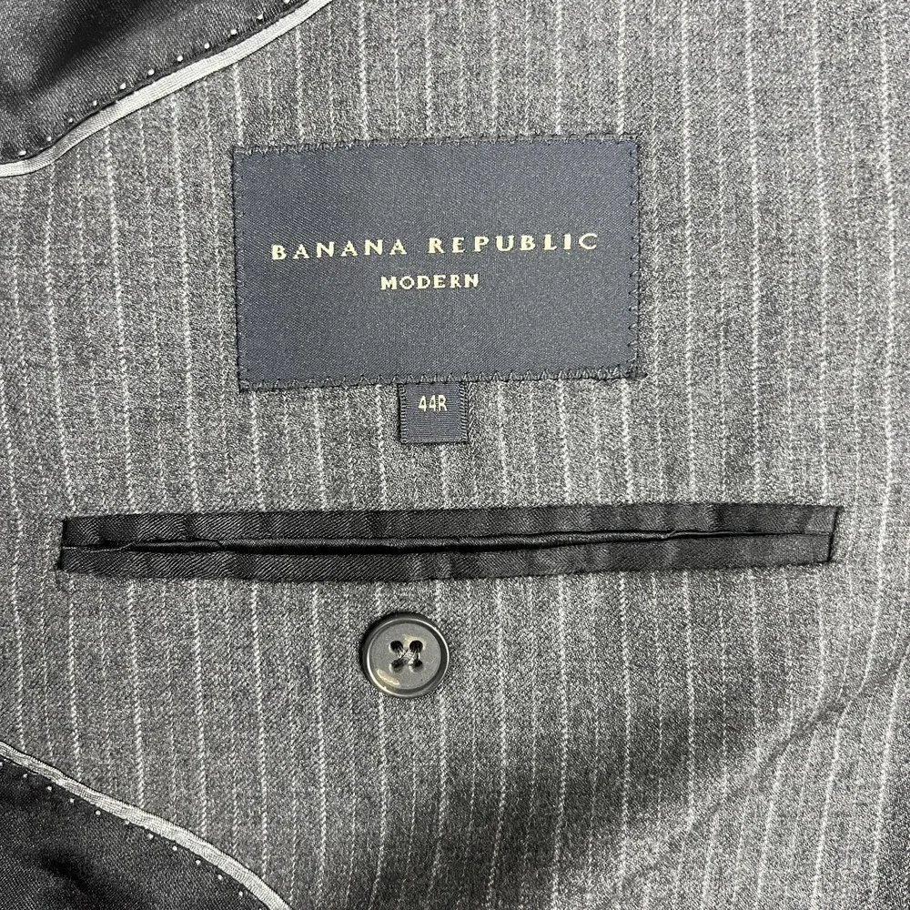 Banana Republic Blazer Mens 44R Gray Pinstripe Wool Cashmere Modern Suit Jacket